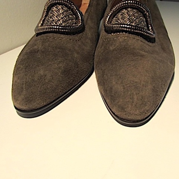 NWOT CasaDei Vintage Embellished Loafers, Size 6 - Picture 5 of 9